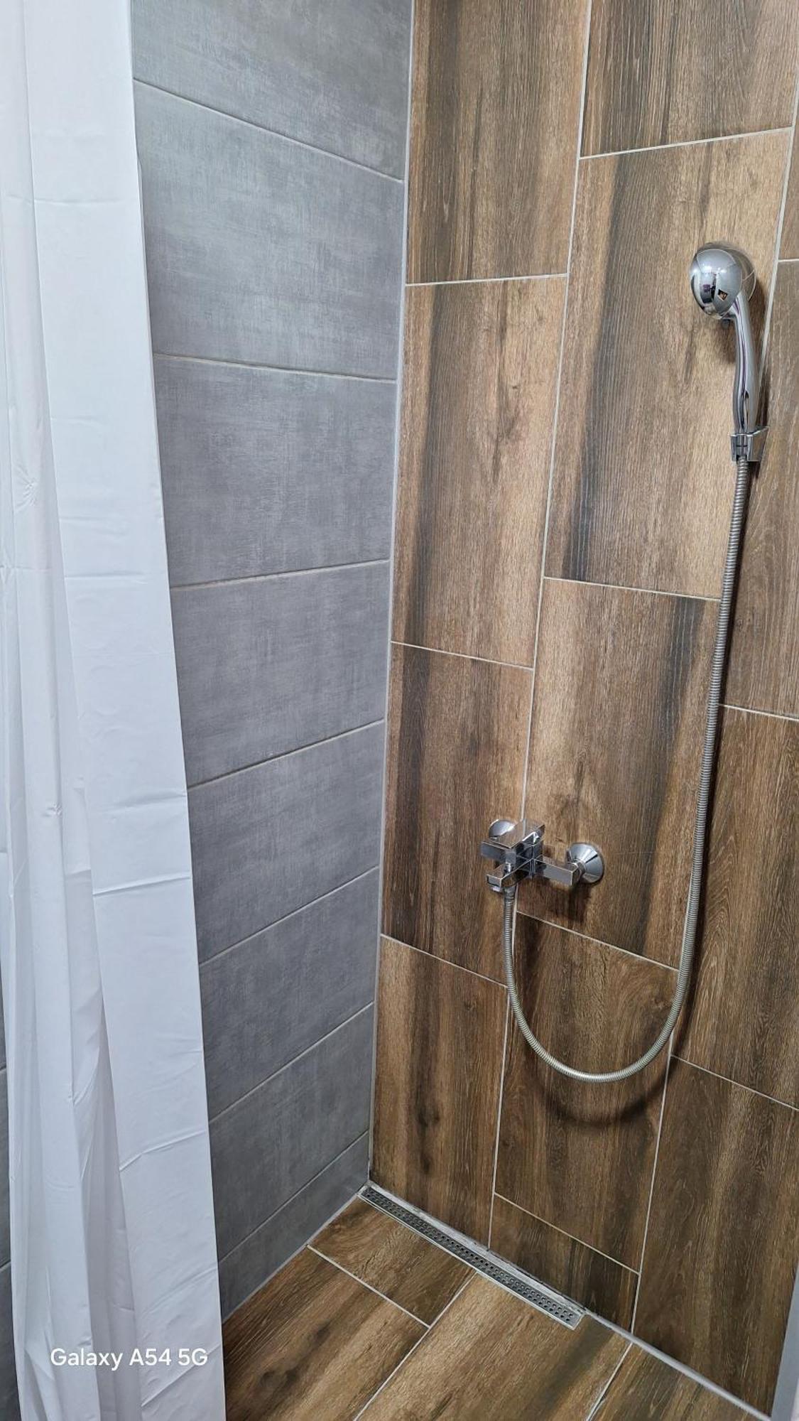 Ferienwohnung Stan Na Dan Dunja 2 Vrsac Exterior foto